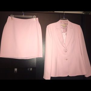Apostrophe Skirt Suit - Pale Pink - 8P